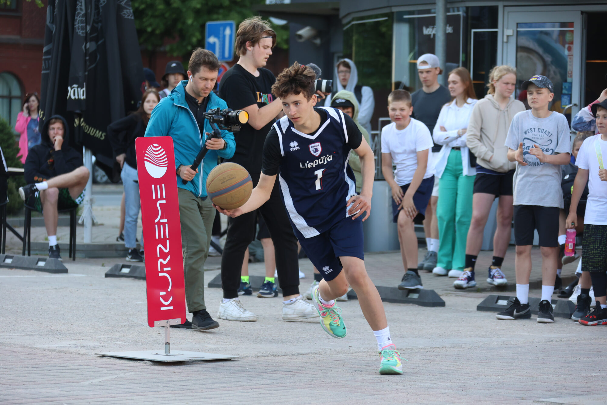 Trešais LOC ”Bruģa Bumbas” posms norisināsies KP basketbola laukumā