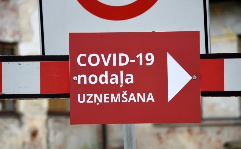 VM izstrādājusi trīs scenārijus prognozējamajam Covid-19 uzliesmojumam rudenī