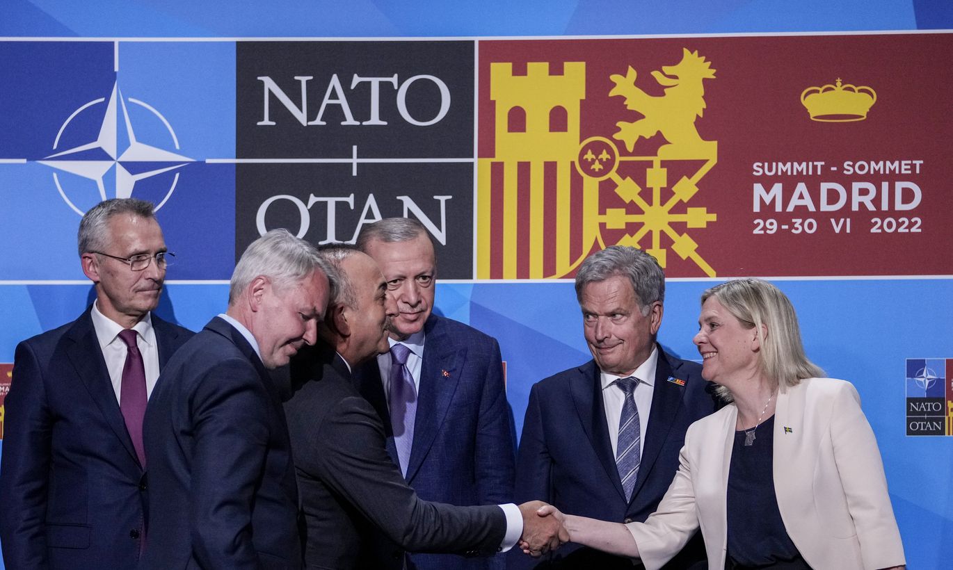 Turcija atbalsta Zviedrijas un Somijas pievienošanos NATO