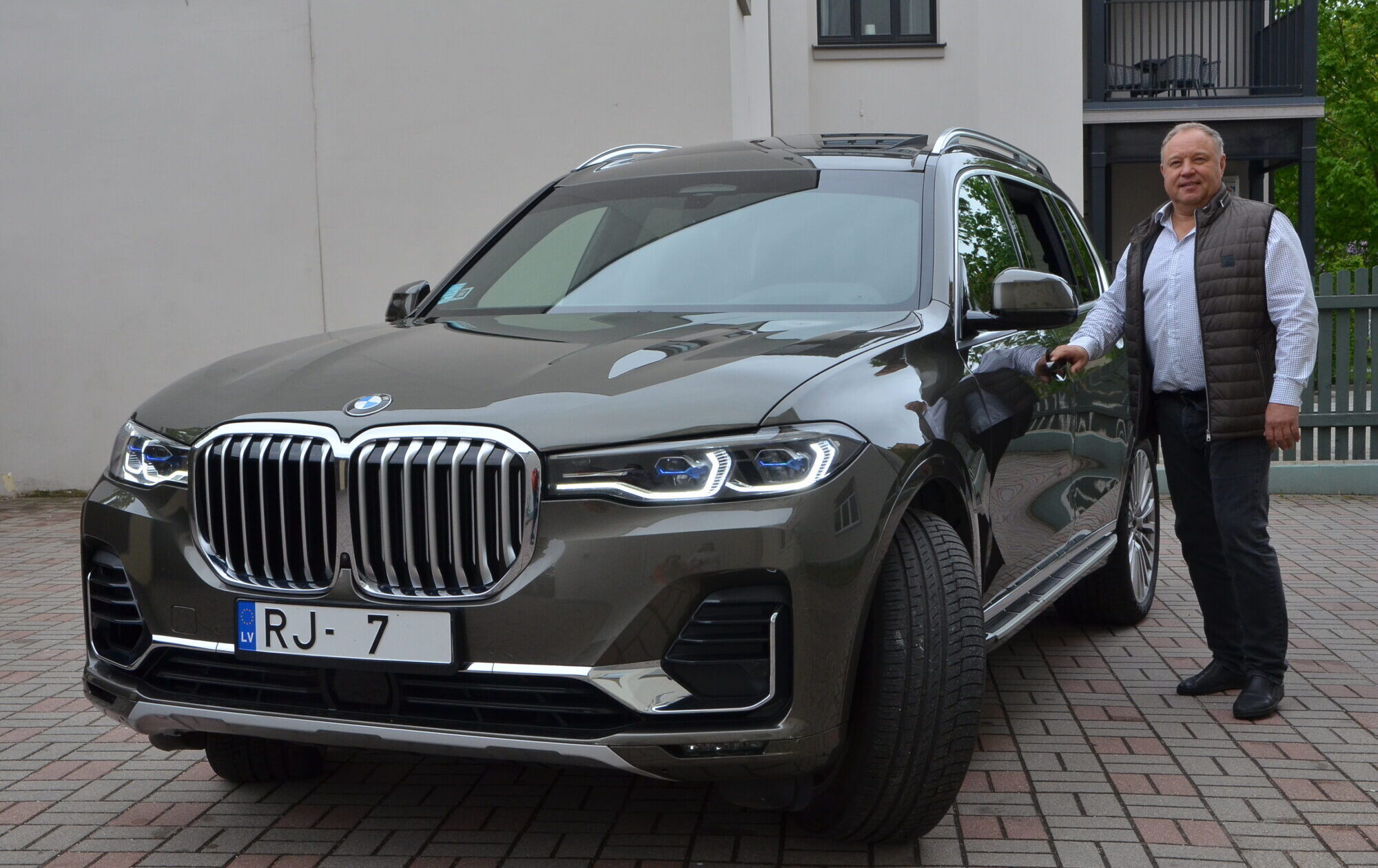 Raimonda Jonaiša septītās sērijas “BMW” – rūpīgi izvēlēts, ērts, sportisks un domājošs