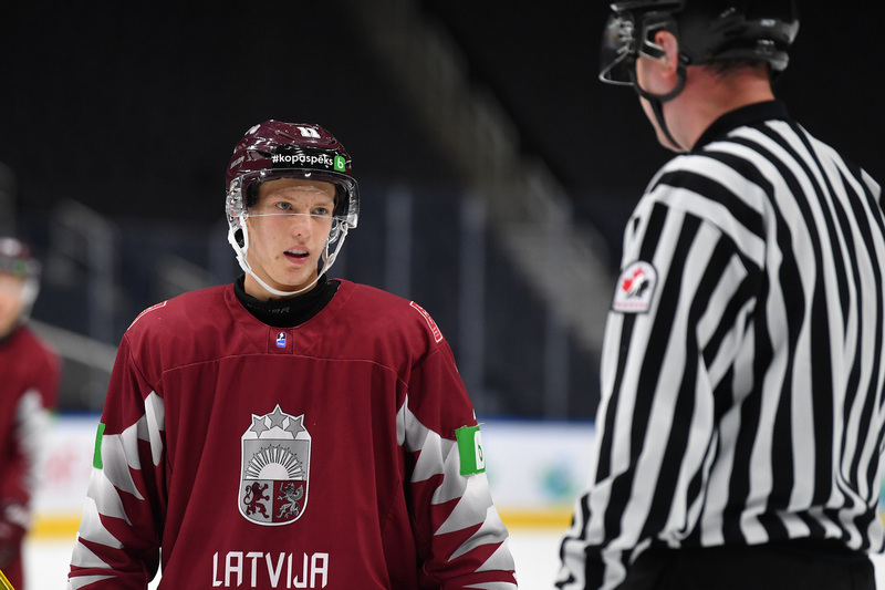 Latvijas U-20 izlase pasaules čempionāta otrajā spēlē piekāpjas mājiniecei Kanādai