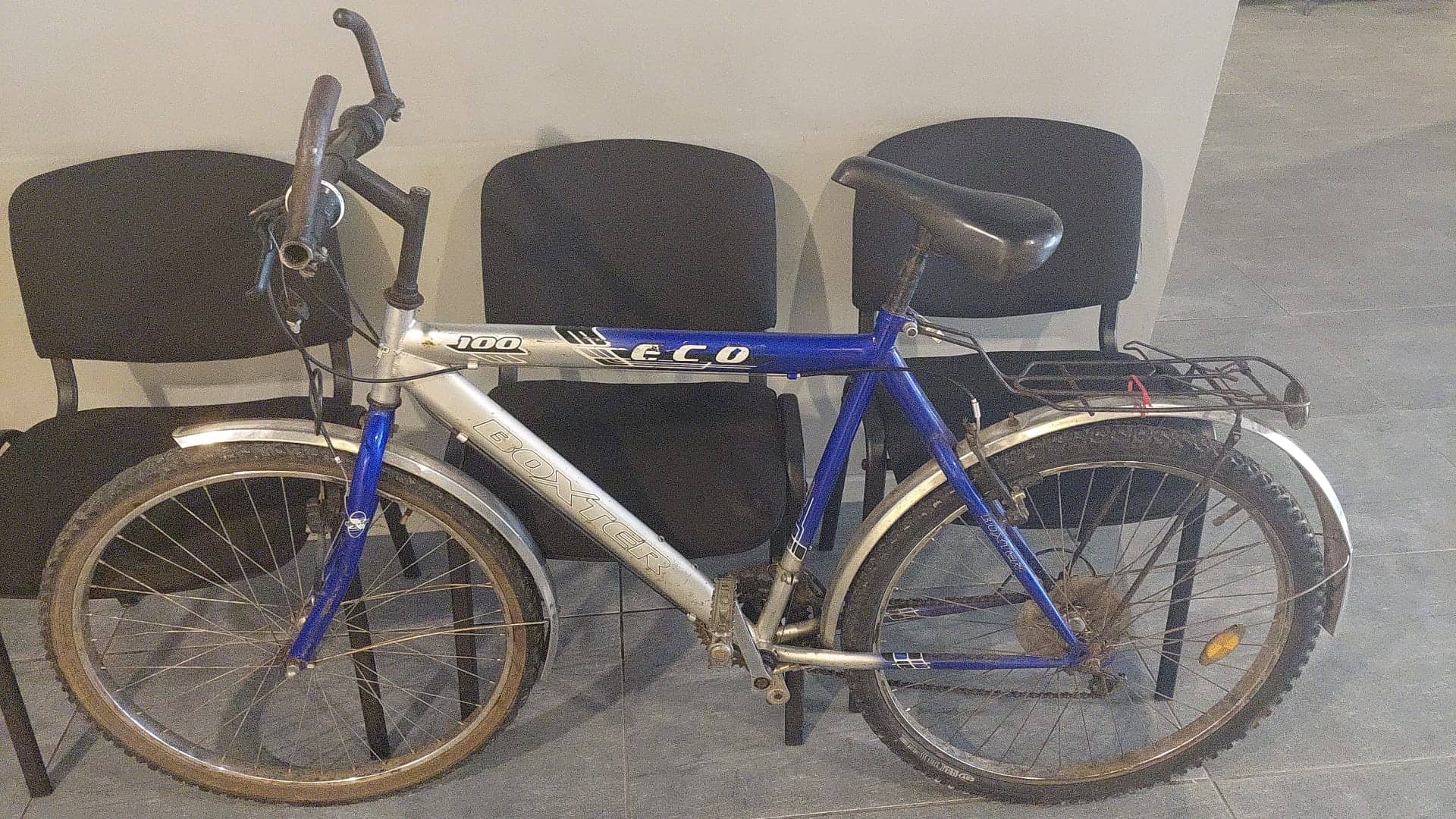 Policija aicina atsaukties viedpulksteņa un velosipēda īpašniekus