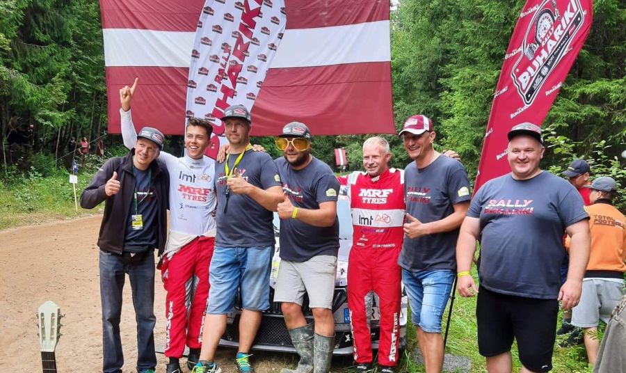 Video: Sesks pēc izstāšanās rallijā “Cēsis” uzdzied ar faniem