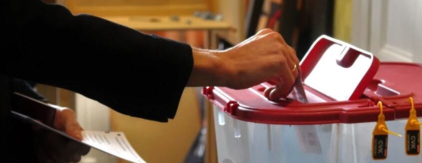 Latvija izvēlas. Notiek 14. Saeimas vēlēšanas