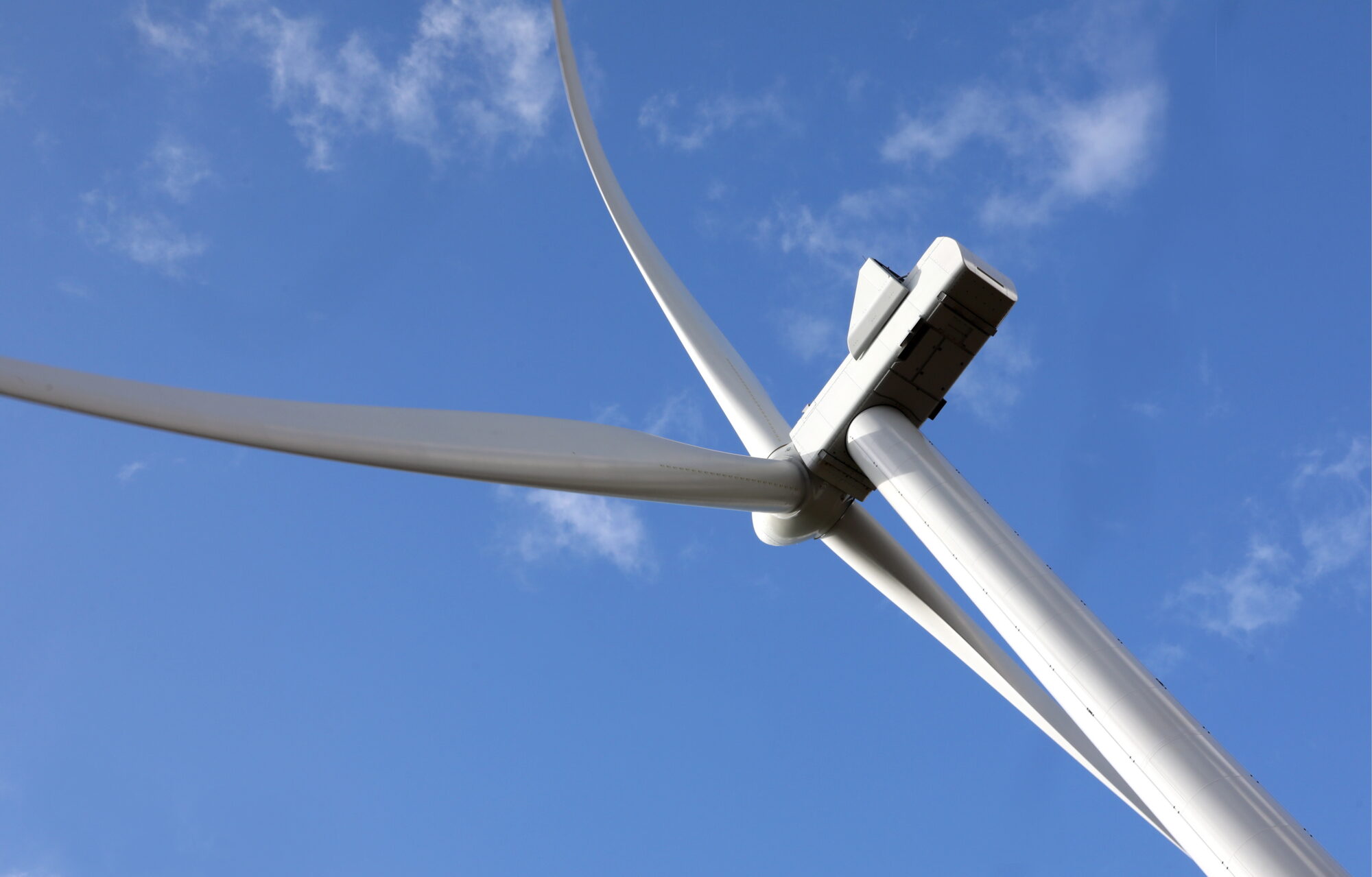 Deputāti pieņem atvieglotu kārtību energoapgādes būvju būvniecībai