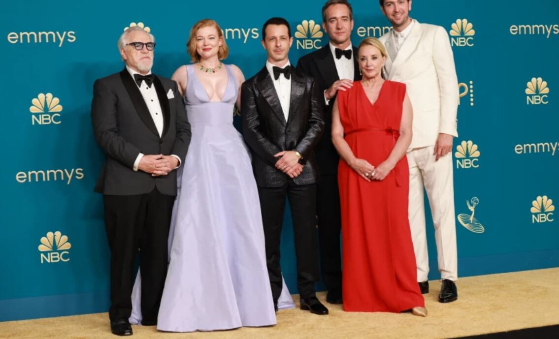 “Emmy” prestižo labākās drāmas balvu saņem “Succession”