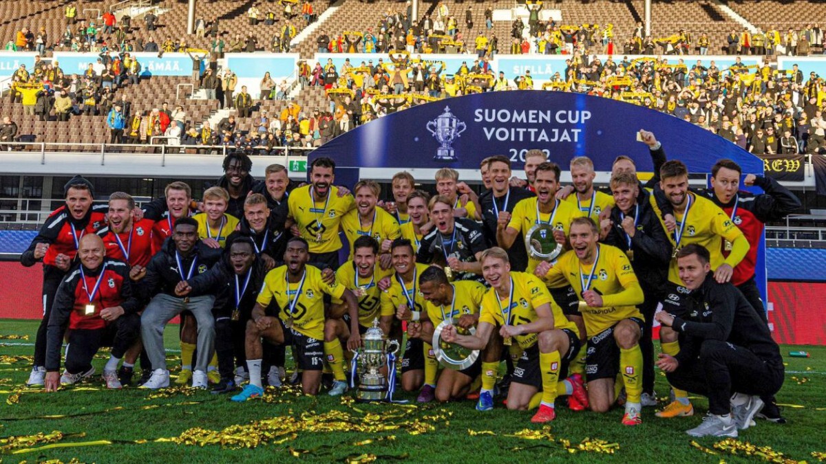 Jāņa Ikaunieka Kuopio KuPS komanda triumfē Somijas kausa izcīņā