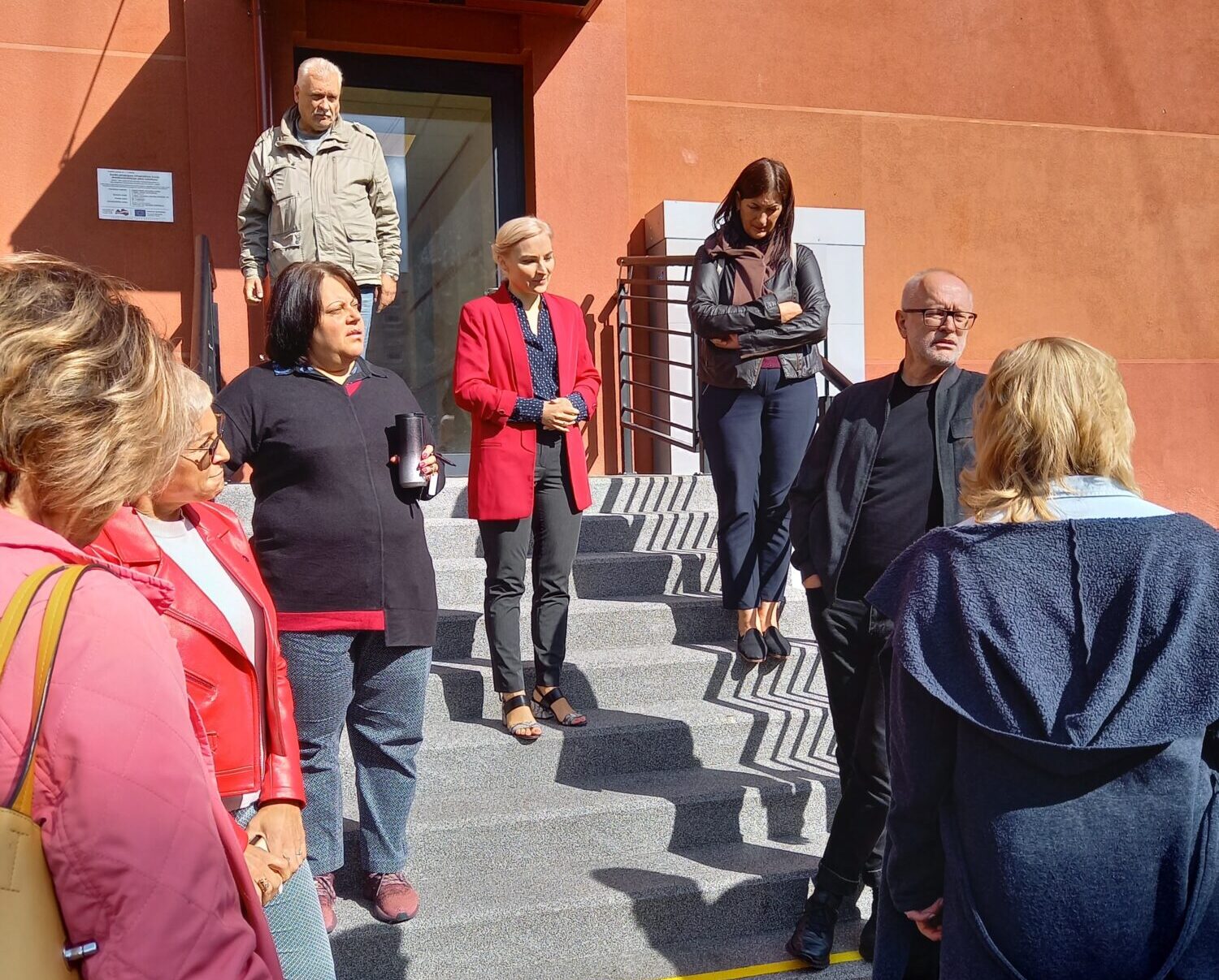 Projekta “Kurzeme visiem” vadības grupa iepazīstas ar jaunajiem sociālās infrastruktūras objektiem