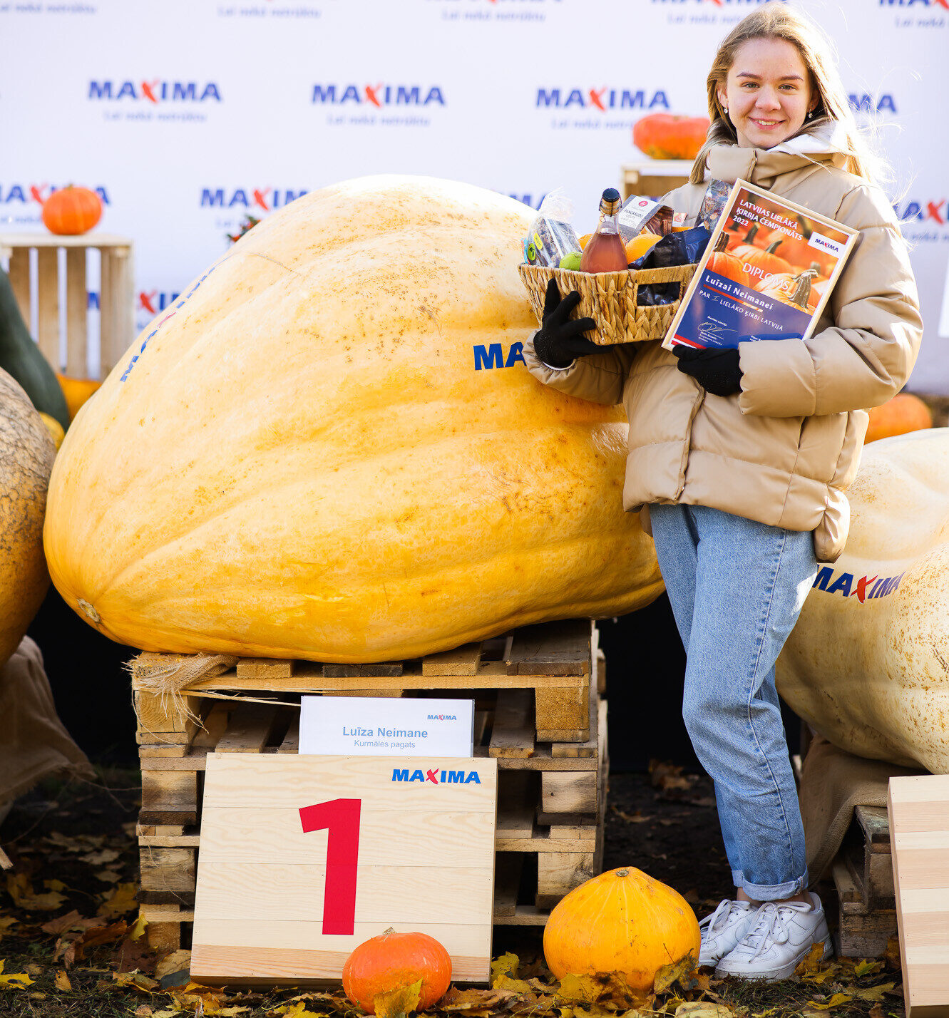 Latvijas lielākā ķirbja čempionātā uzvarējis Kuldīgas novadā izaudzētais 351 kilogramu smagais ķirbis