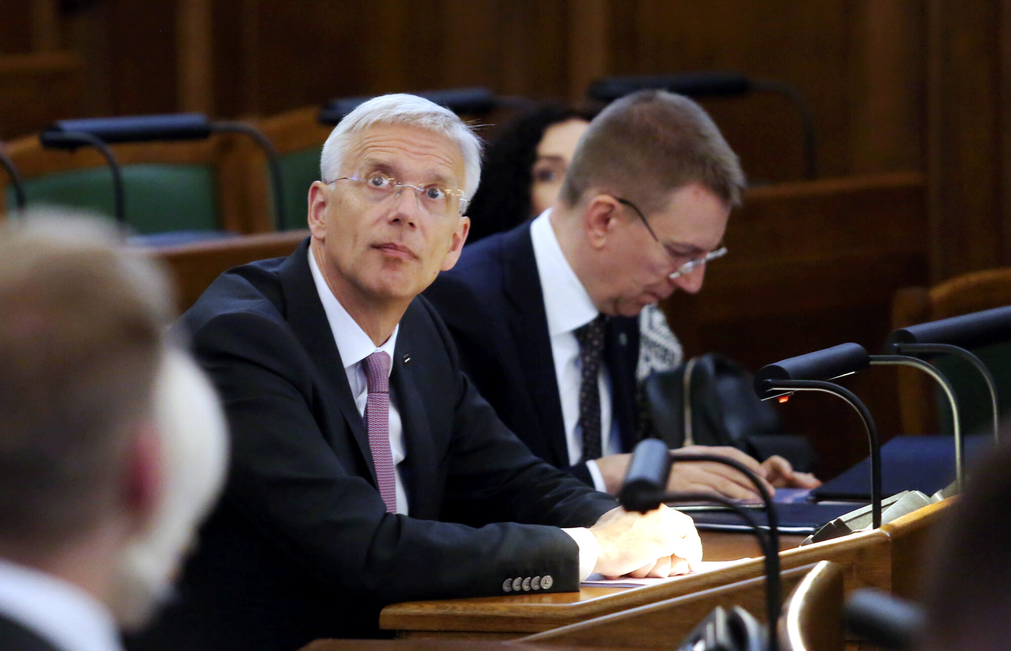 Saeimas vēlēšanās vislielāko balsotāju labvēlību izpelnījušies Kariņš un Rinkēvičs