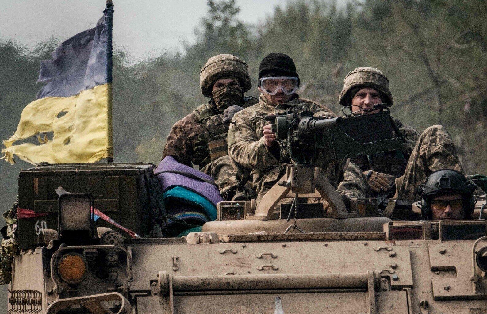 Zelenskis: Ukrainai nepieciešami 300-500 tanku