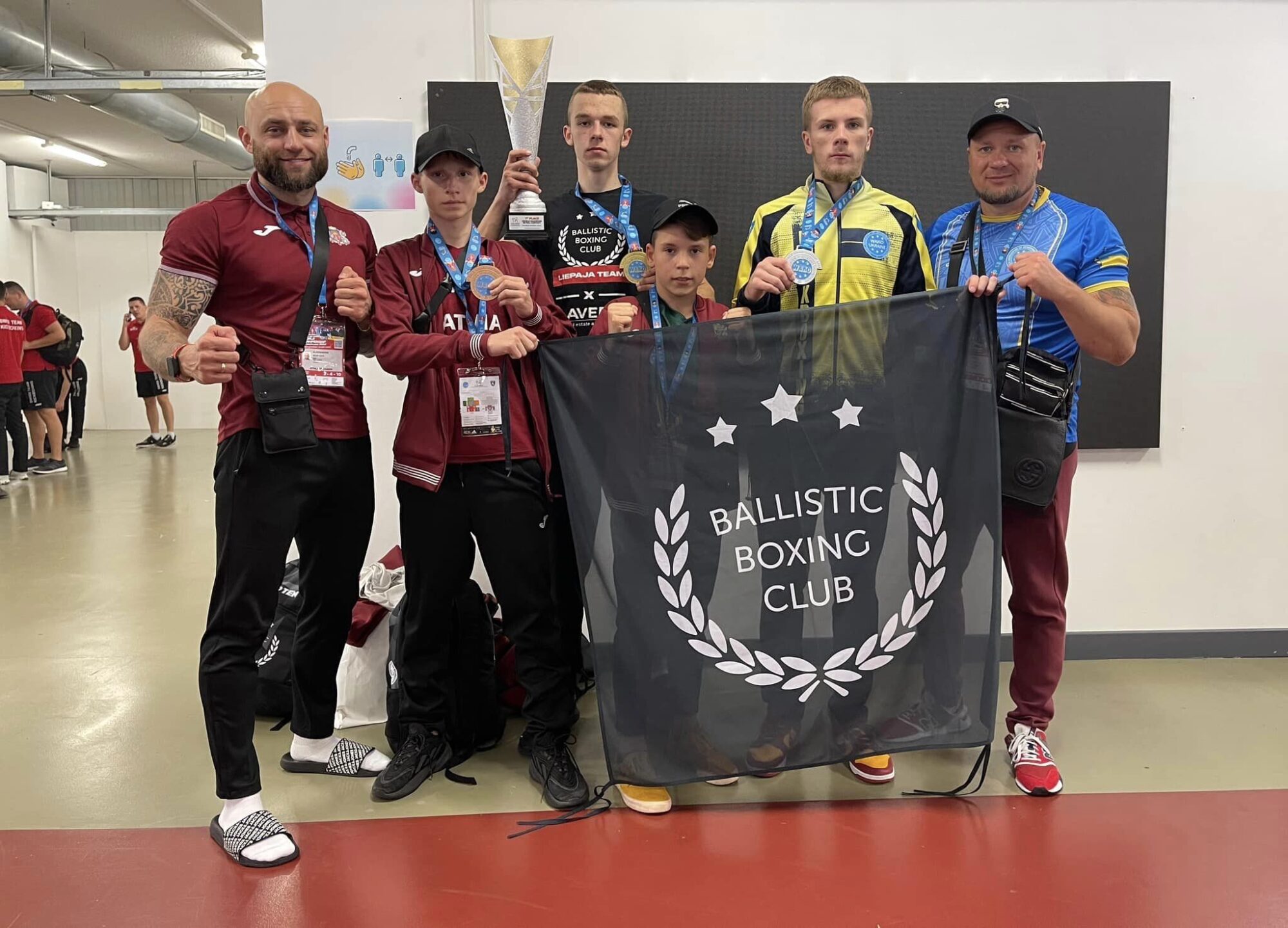 Kikbokseriem visu kalumu medaļas pasaules čempionātā