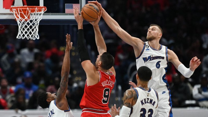 Porziņģis ar 14 punktiem palīdz Vašingtonai uzveikt ”Bulls”
