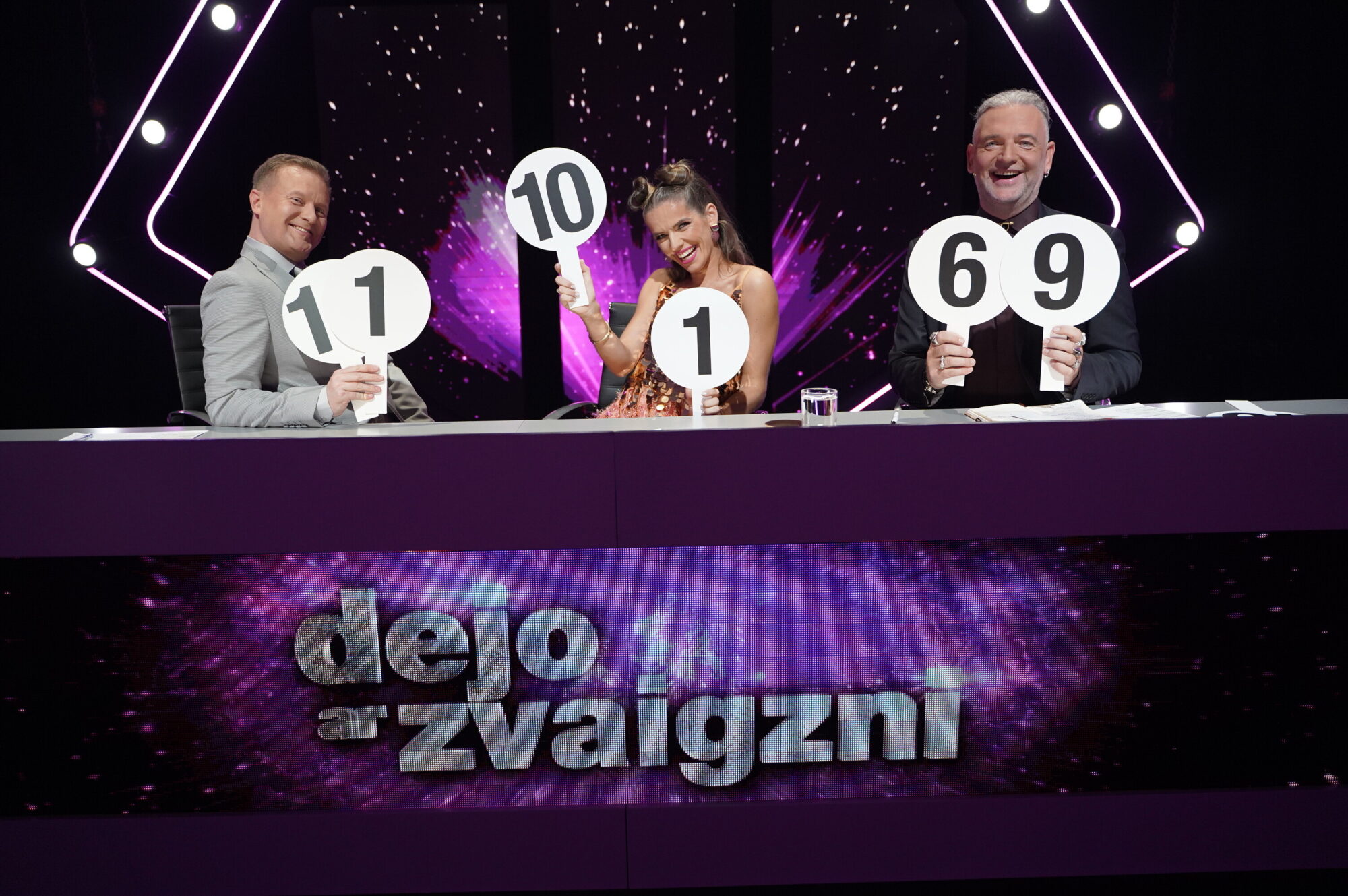 “Dejo ar zvaigzni” fināls jau šo svētdien – kurš pāris izcīnīs uzvaru?