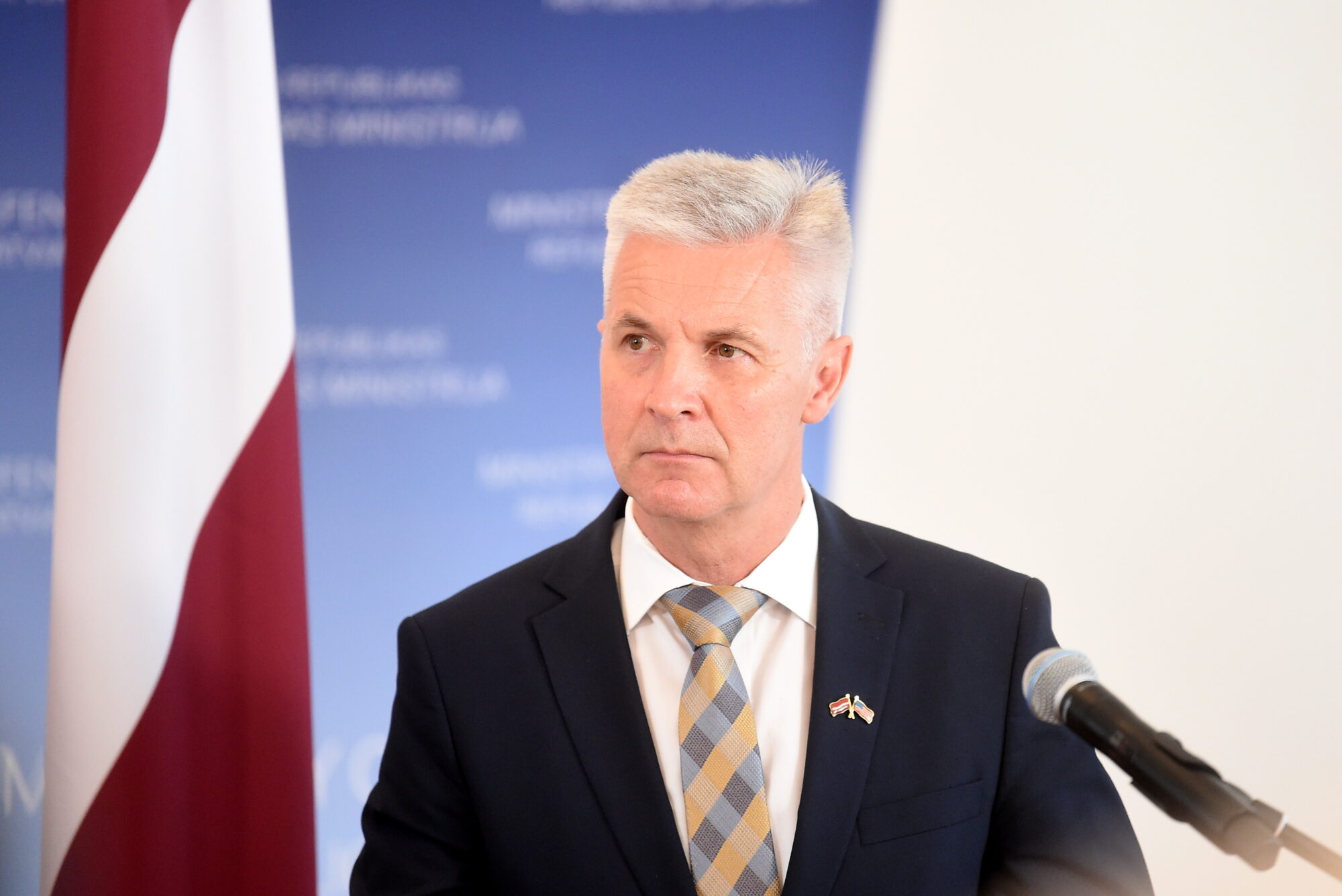 Artis Pabriks paziņo par aktīvās politiskās karjeras beigām