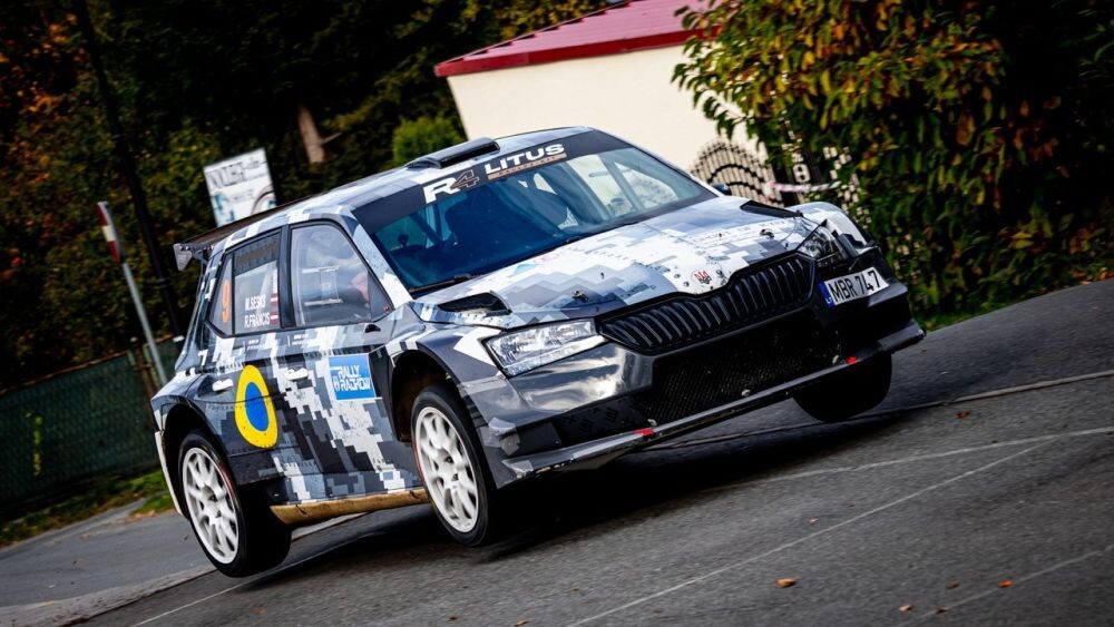 Seska/Franča ekipāža izcīna trešo vietu Slovākijas “Rally Košice”