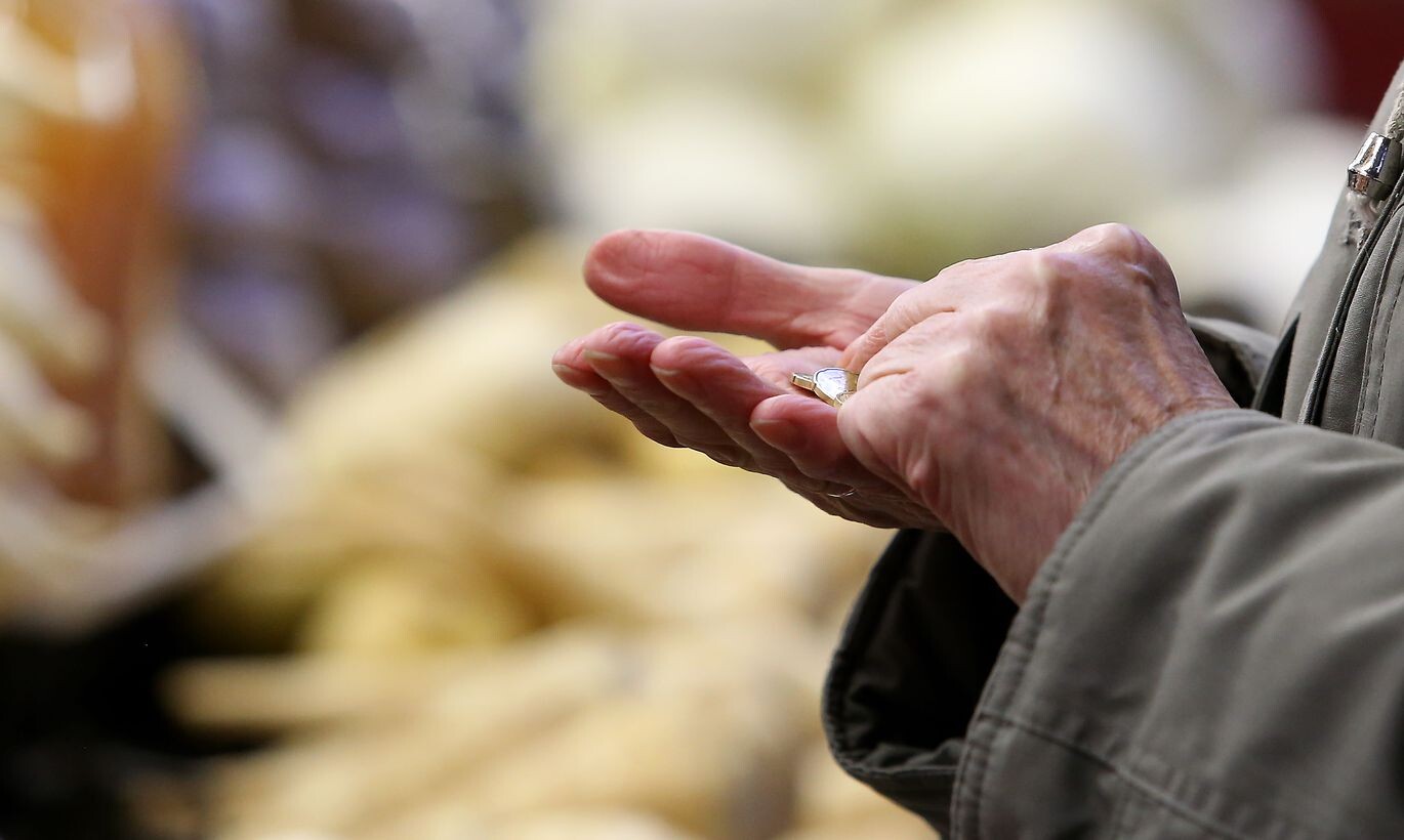 Krievijas pensiju saņēmēji Latvijā pie naudas tiks līdz 19. decembrim