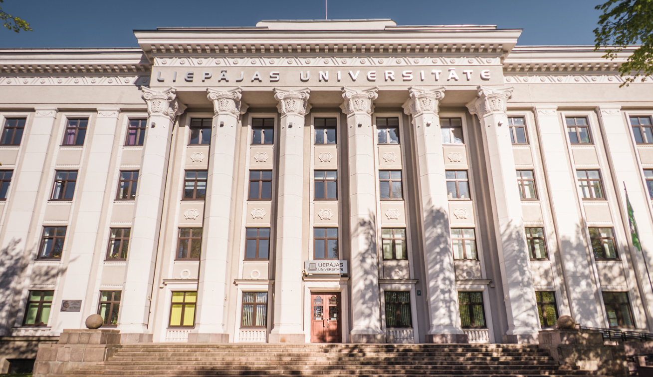 Liepājas Universitātes galvenā ēka: studentu otrās mājas