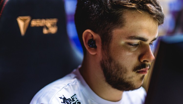 broky un ropz aizved “FaZe” līdz uzvarai