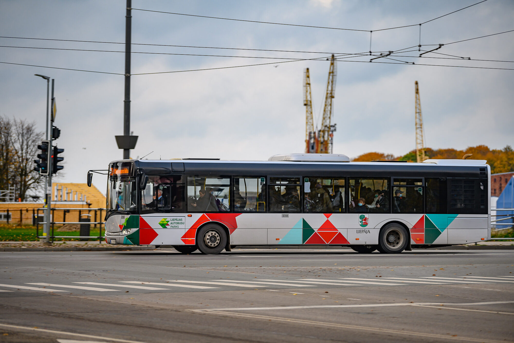 Liepājā top sabiedriskā transporta biļešu elektroniskā norēķinu sistēma