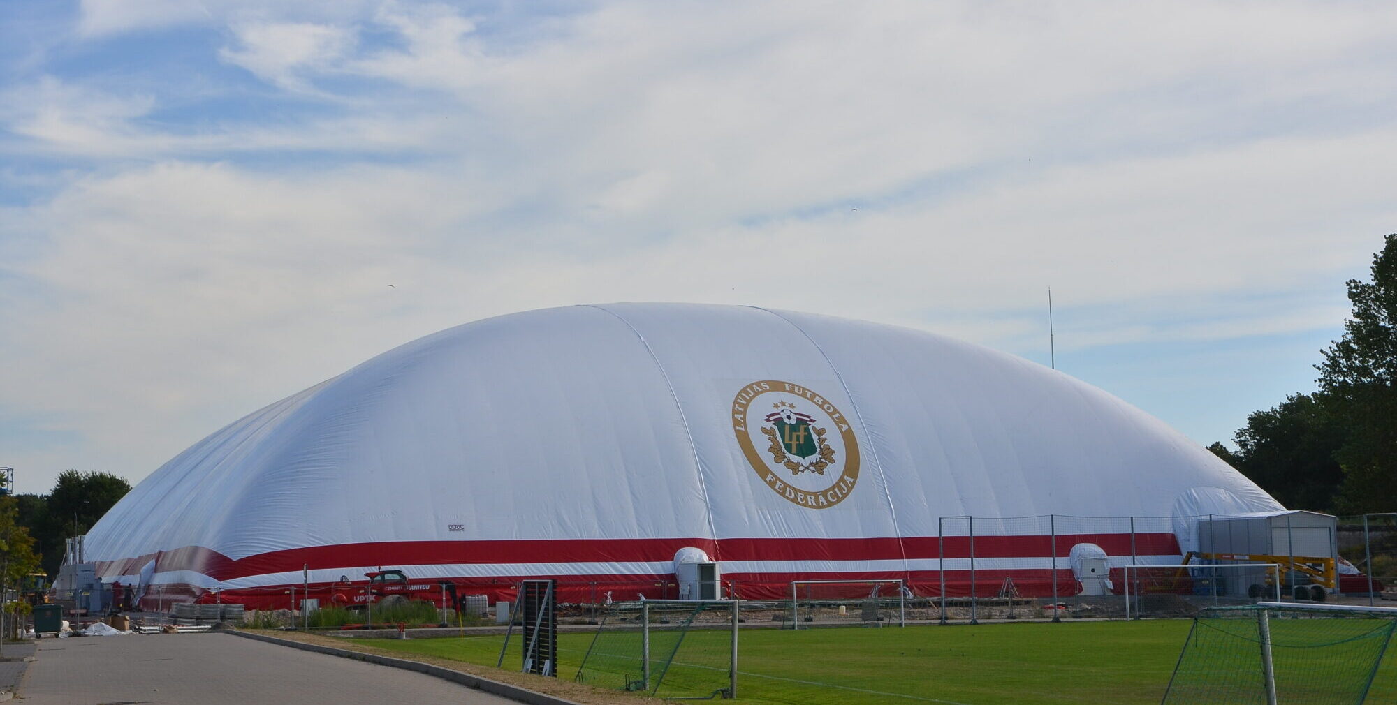 Futbolistu rīcībā nodos piepūšamo halli