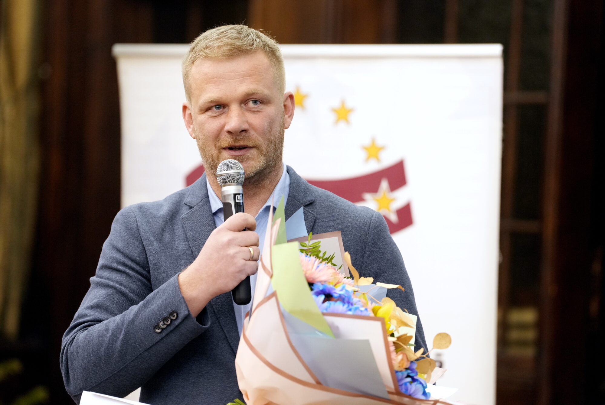 Par “Eiropas cilvēku Latvijā” kļūst “tviterkonvoja” veidotājs Pozņaks