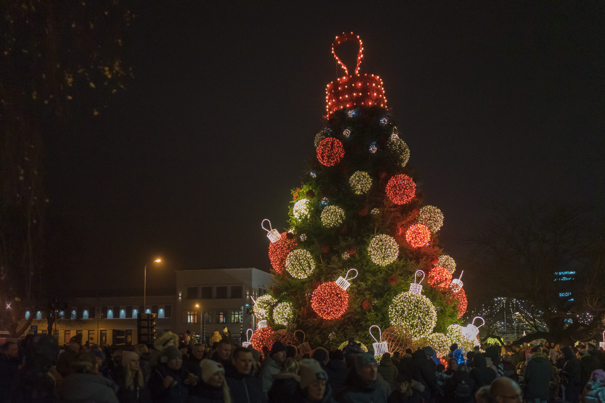 Liepājā gadu miju sagaidīs ar Dona koncertu un spožiem gaismas efektiem