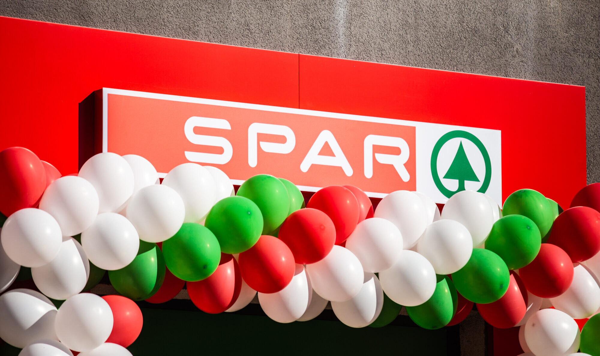 Zemnieku ielā veikala “SPAR” vairs nebūs
