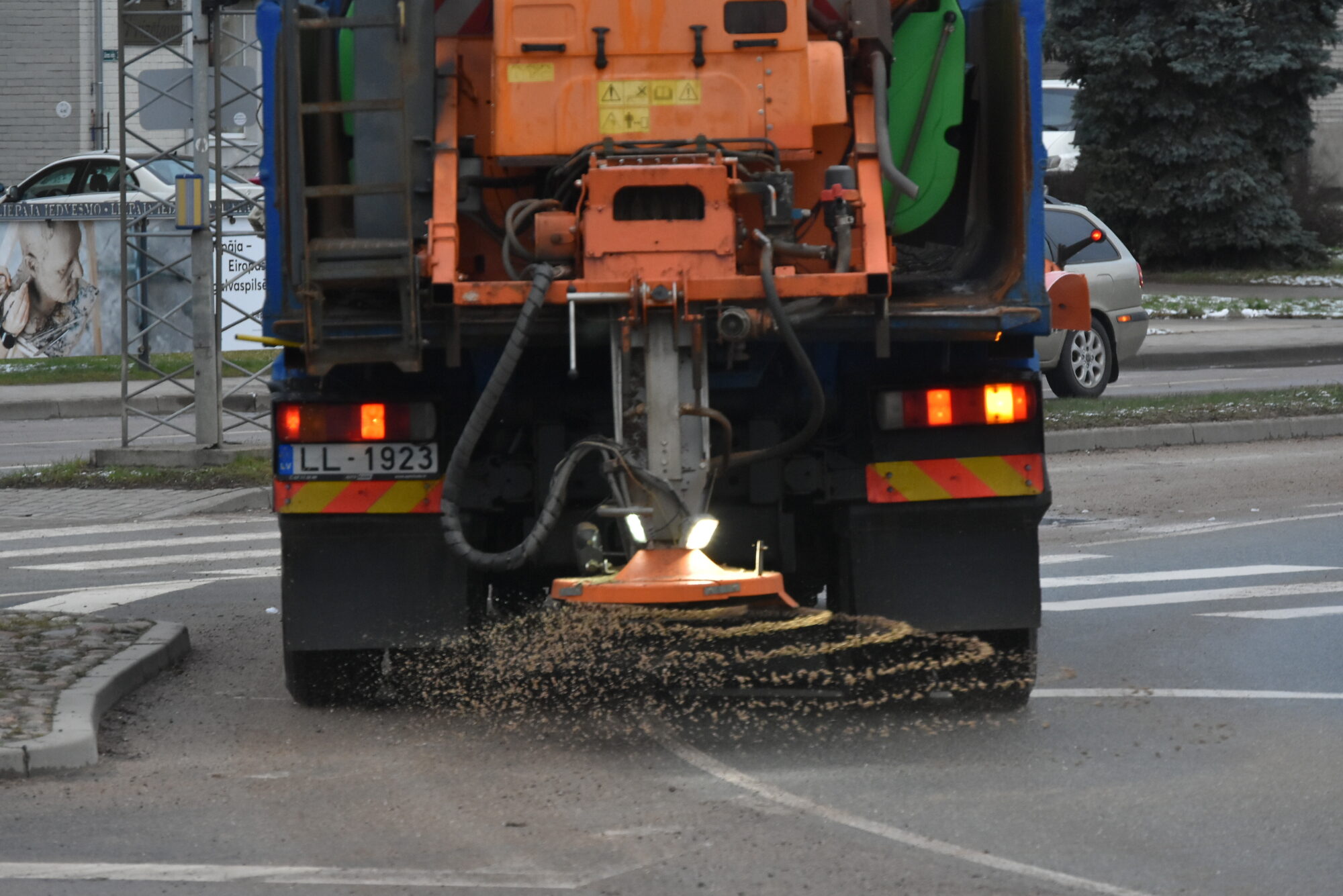 “Slidotavas” sāka kaisīt no Jaunliepājas puses