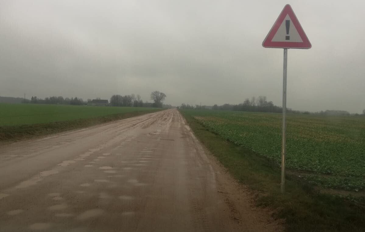 Ziemupnieki: “Nebrauciet caur Saraiķiem.” Uz veikalu netiek, kurjers neriskē braukt, automašīnas lūst