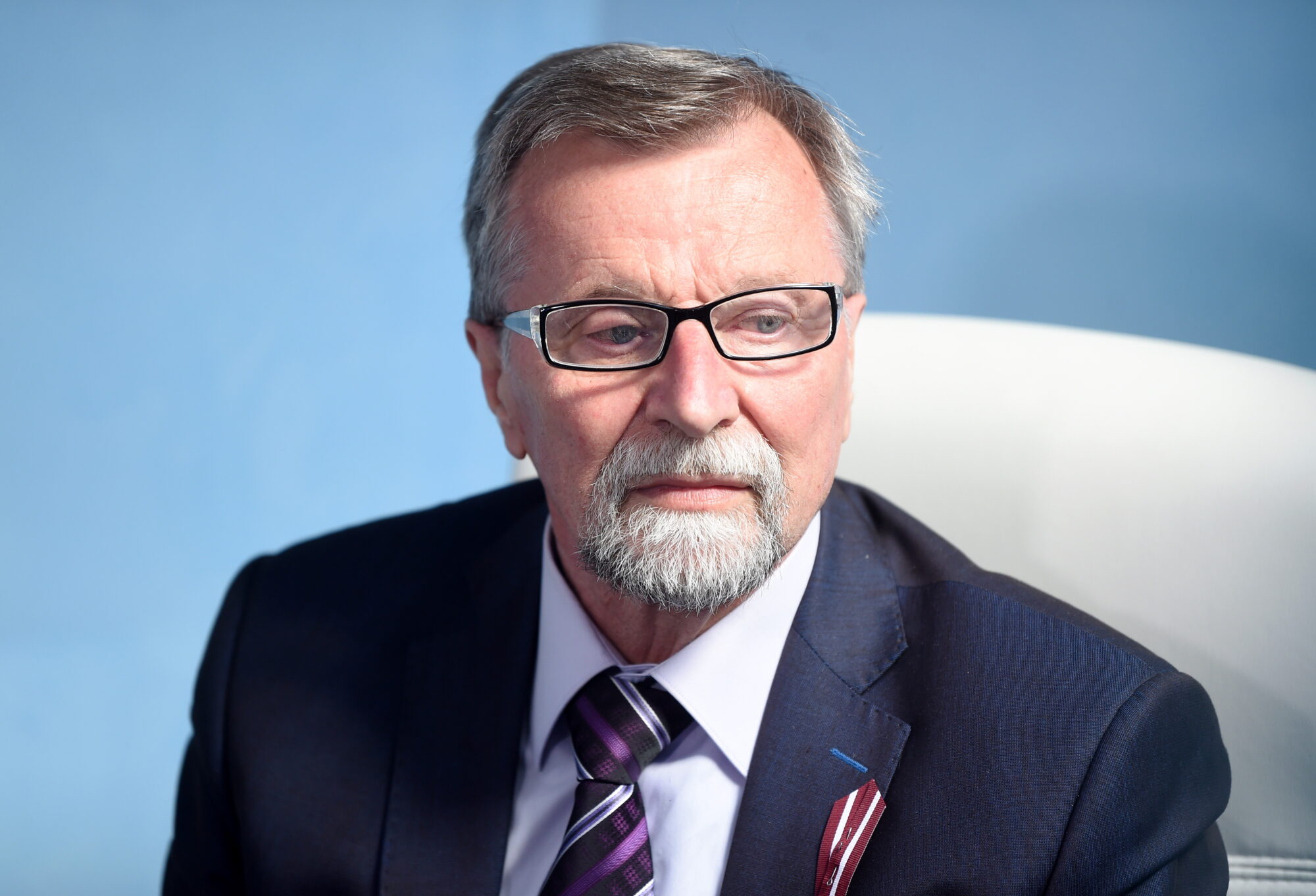 LSDSP valdes priekšsēdētāja amatā pārvēlē Dineviču