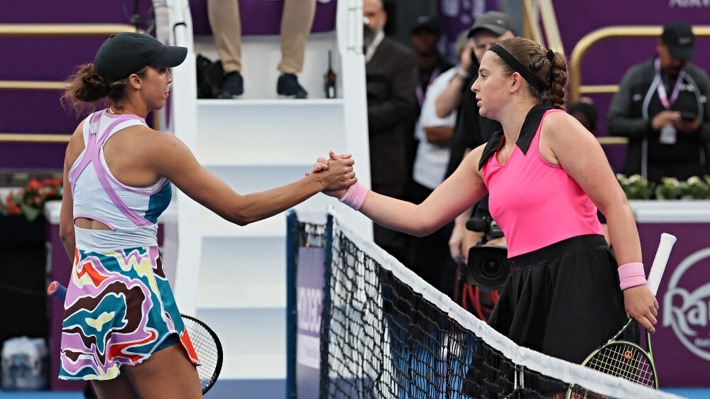 Ostapenko Dohas “WTA 500” turnīru uzsāk ar uzvaru pār amerikānieti Kīzu