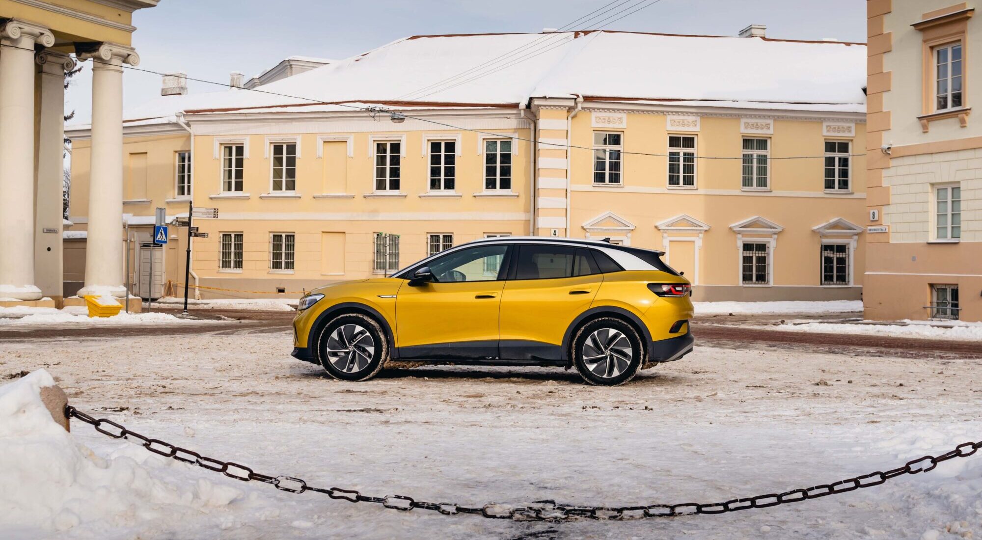 “Moller Auto”: Ko cilvēki pērk un kādas lietotas automašīnas patiesībā nonāk pie dīleriem?