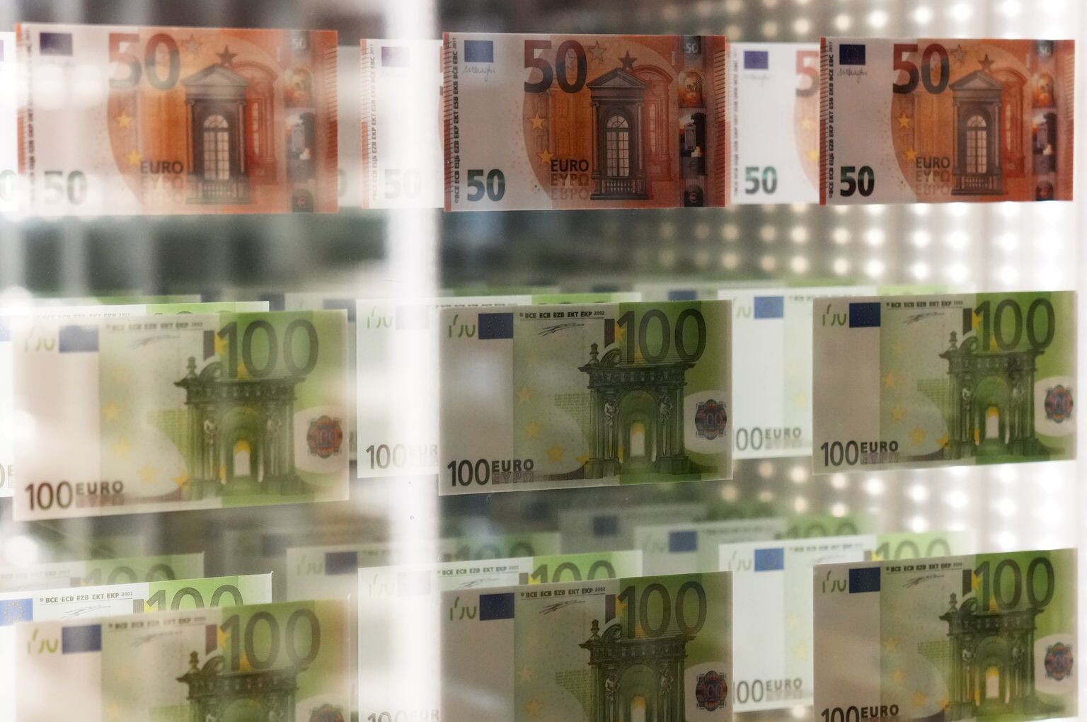 Latvijas IKP pērn pieaudzis par 2%