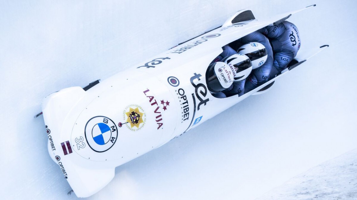 Cipuļa četrinieks pasaules bobsleja čempionātā ceturtais pēc pirmās sacensību dienas
