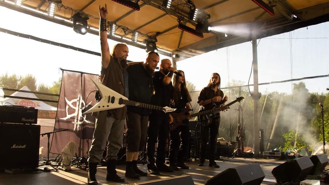 Liepājas grupa “Ryvendir” saņem metālmūzikas gada balvu par labāko ierakstu