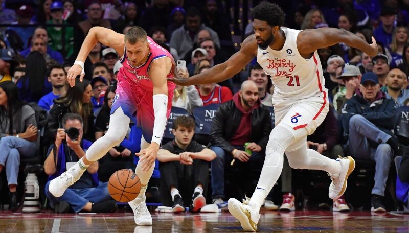 Porziņģim deviņi punkti “Wizards” neveiksmē pret “76ers”
