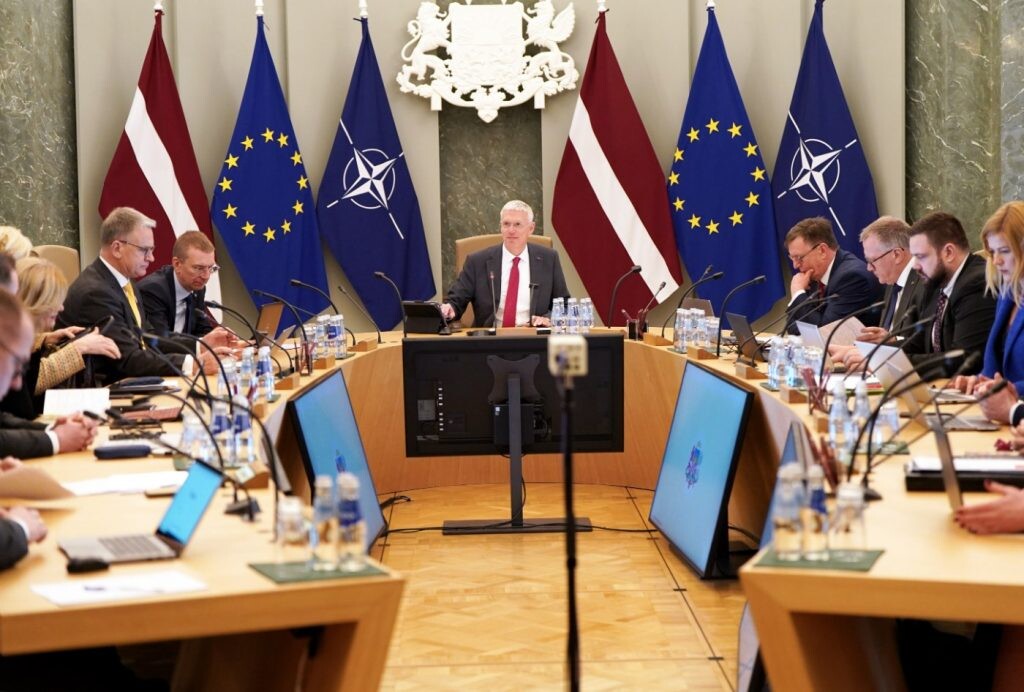Valdība atbalsta regulējumu patērētāju kolektīvo prasību ieviešanai Latvijā