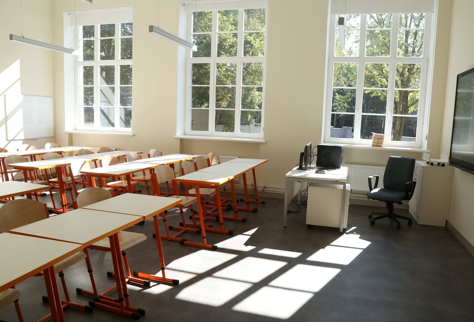 Koalīcija konceptuāli vienojas par pedagogu zemākās likmes palielināšanu no 1. septembra