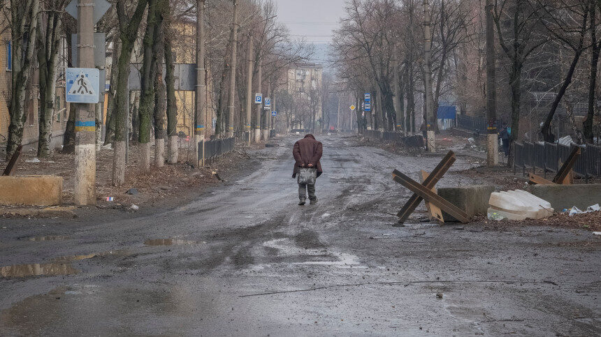 Bahmutā vēl palikuši ap 4000 civiliedzīvotāju