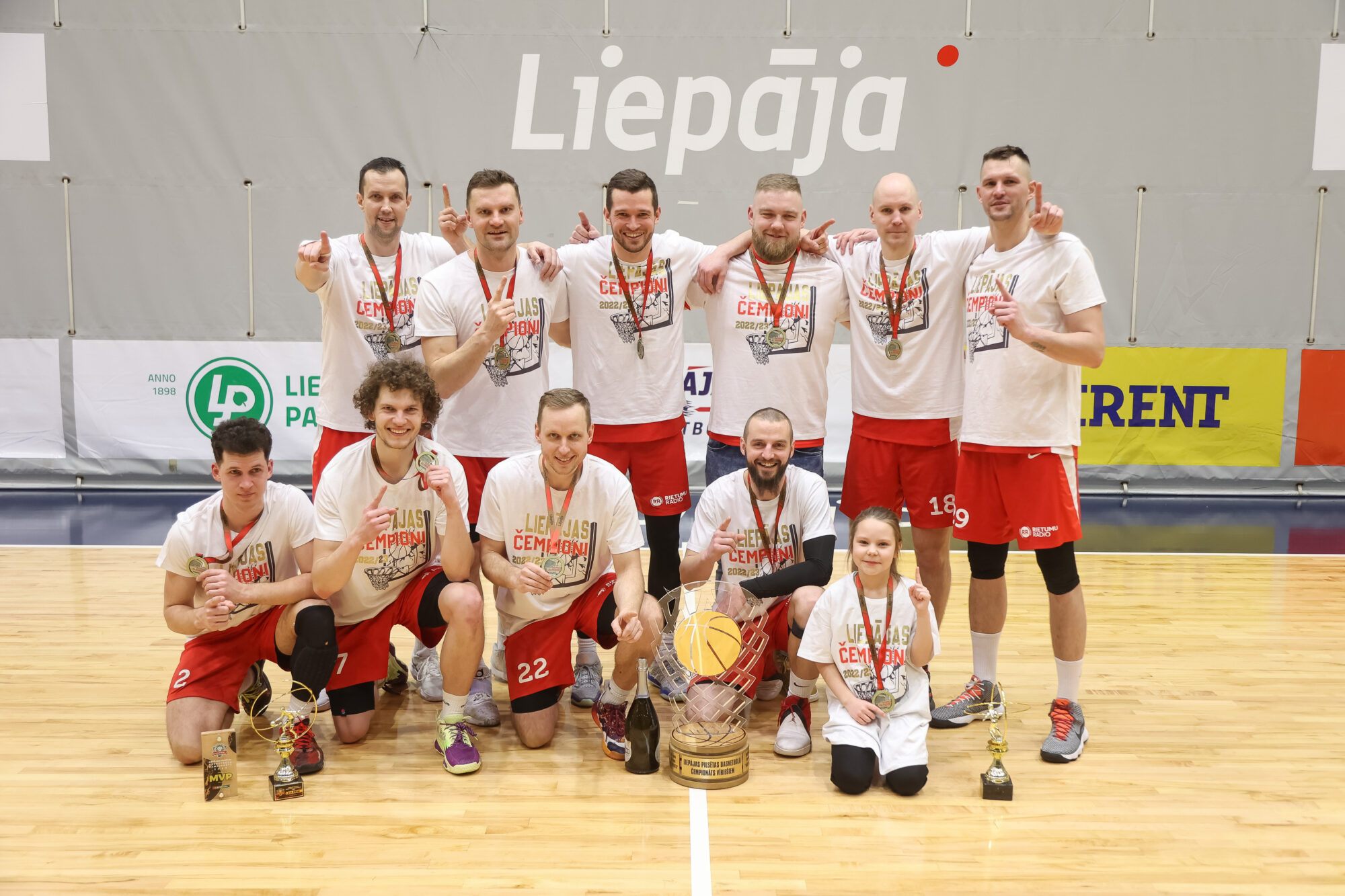 ”Nīca/BLi” un BK ”ODS” kļūst par pilsētas čempioniem basketbolā