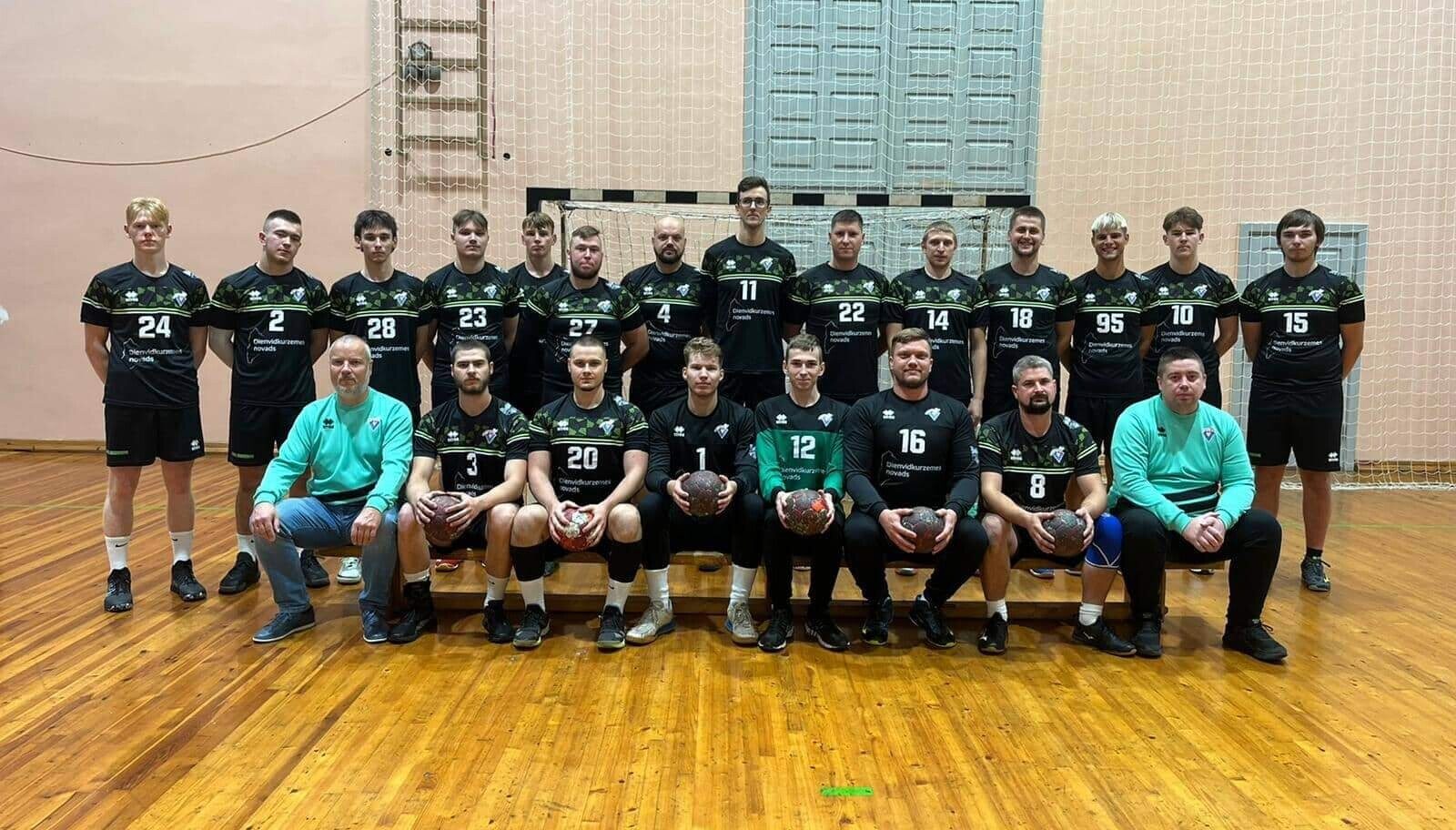 Vaiņodniekiem handbola sezona finišējusi