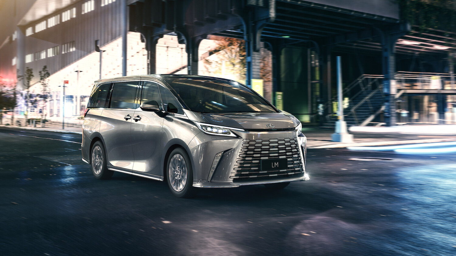 “Lexus” iepazīstina ar pilnīgi jauno LM