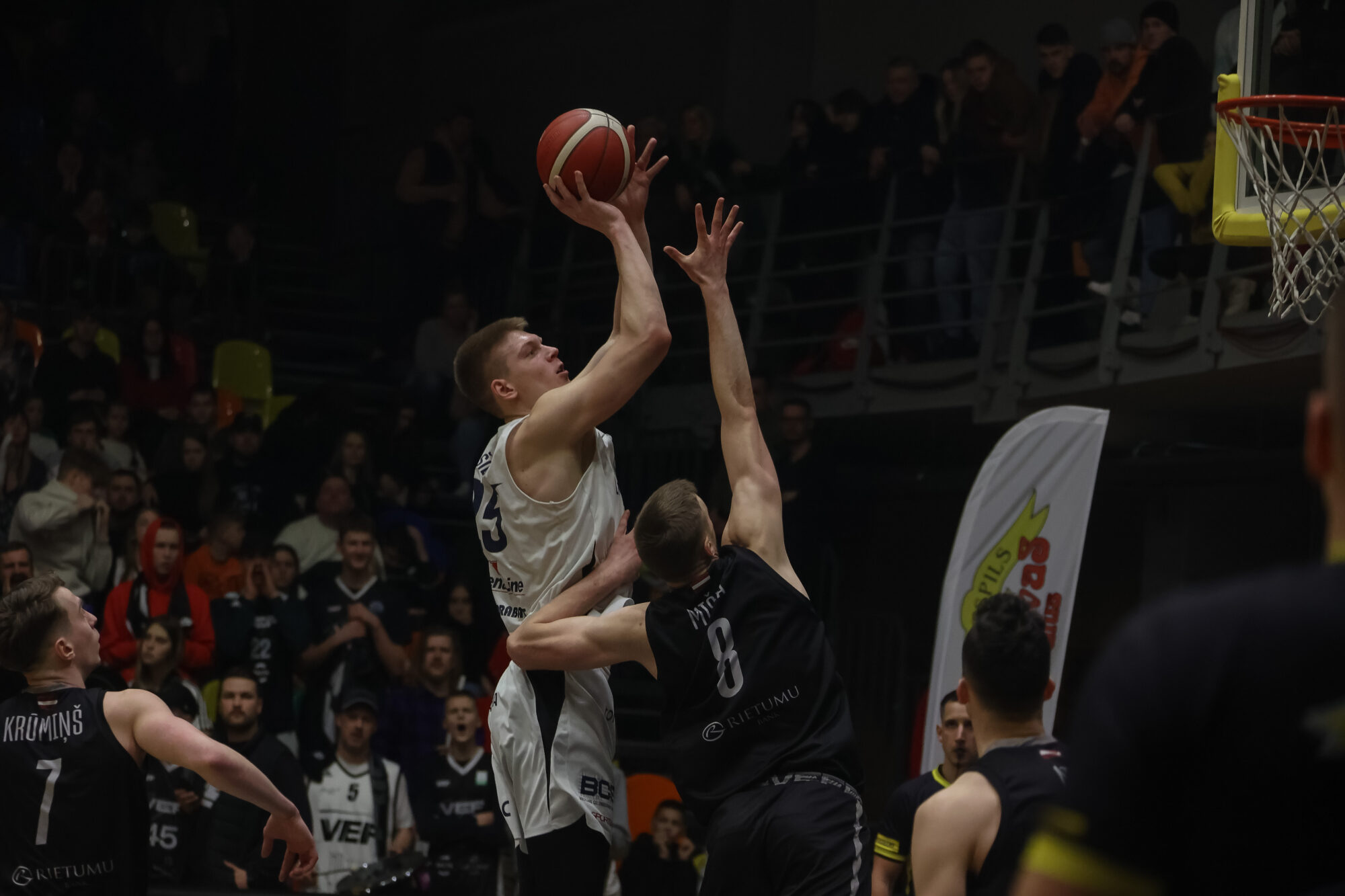 “Liepāja” otro reizi sezonā pārspēj VEF