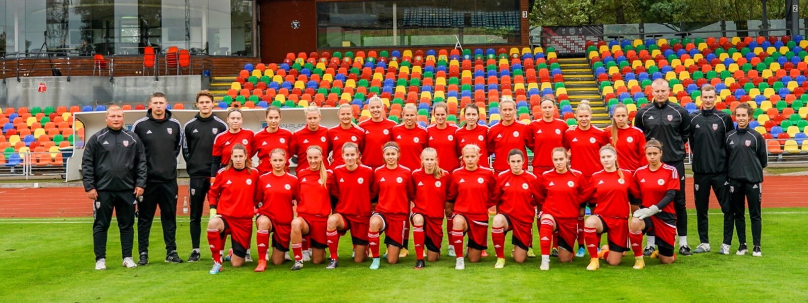 Sieviešu futbola izlasē divas mūsējās