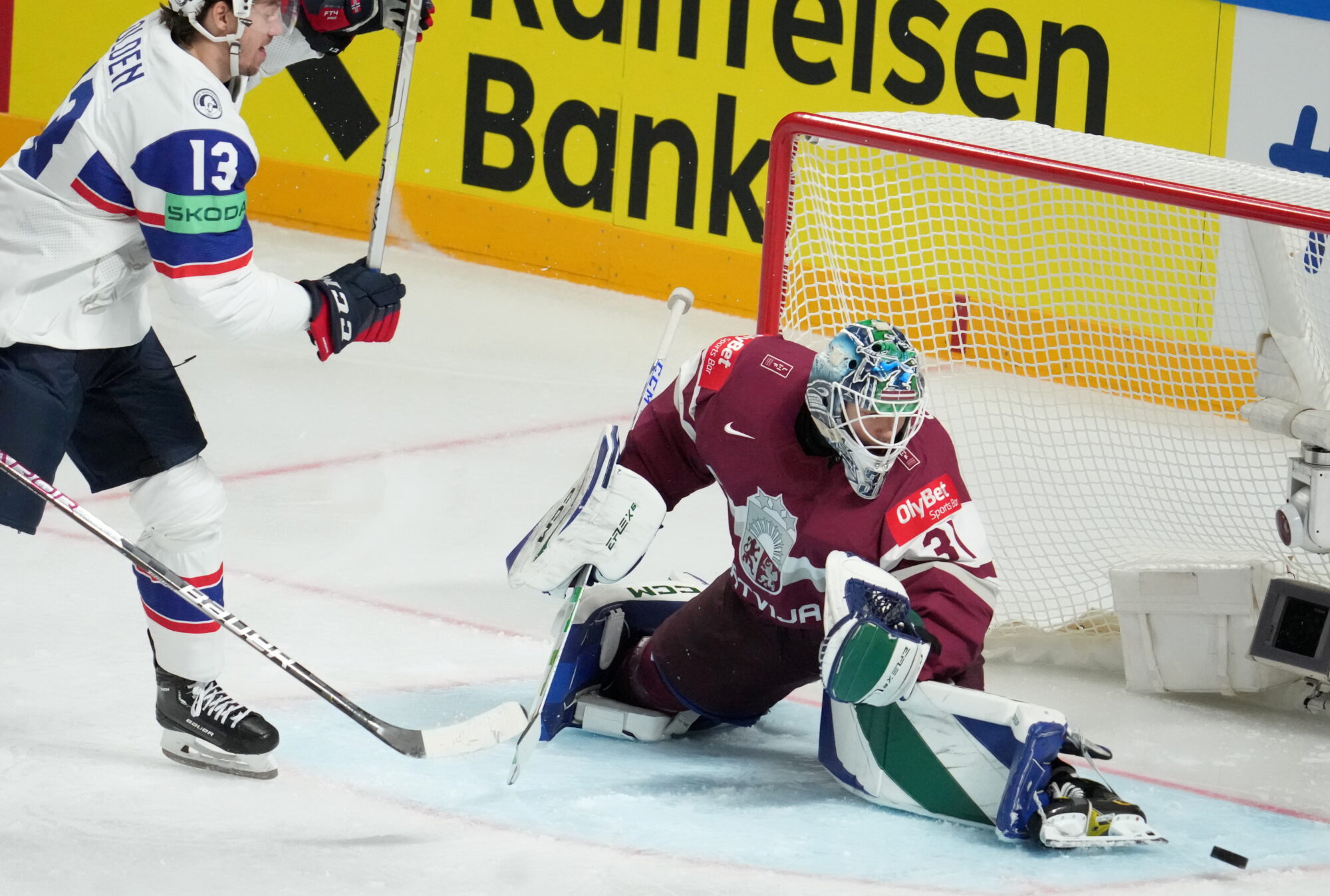 Šilovs atzīts par pasaules čempionāta vērtīgāko spēlētāju un labāko vārtsargu