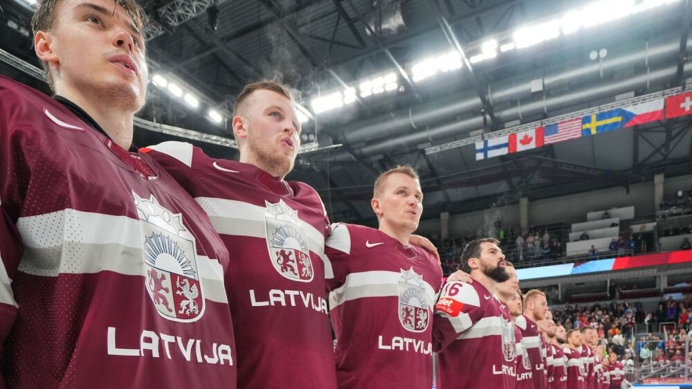 Latvijas hokejisti čempionātu turpina ar maču pret čehus spriedzē turējušo Slovēniju