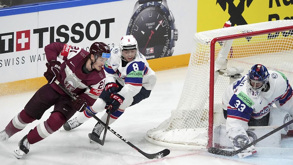 Latvijas hokejistiem uzvara pasaules čempionāta mačā ar Norvēģiju