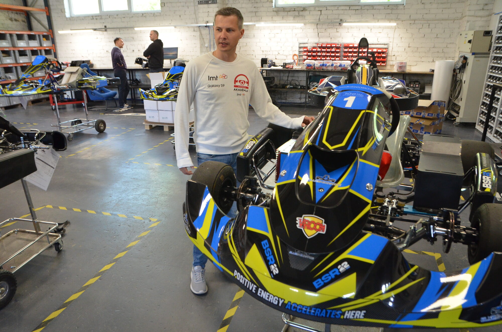 “Blue Shock Race” ir pīķa stundā un strauji attīstās