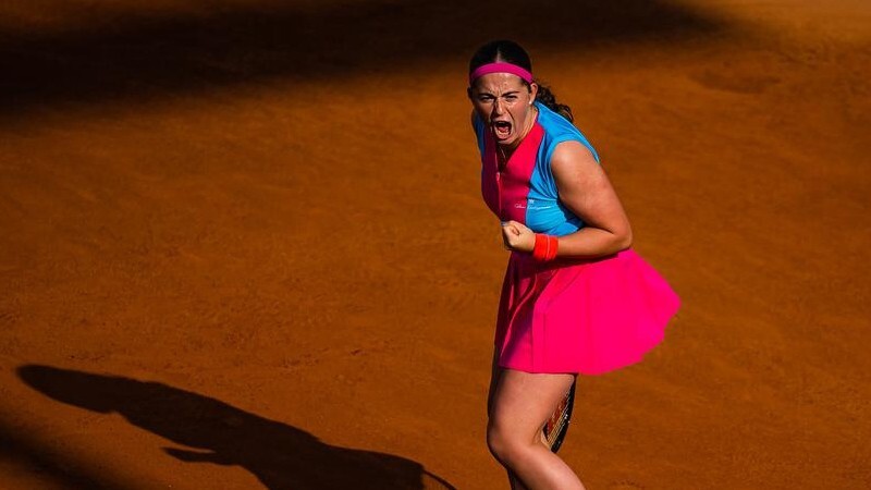 Romas pusfināliste Ostapenko pakāpjas uz 17. vietu WTA rangā